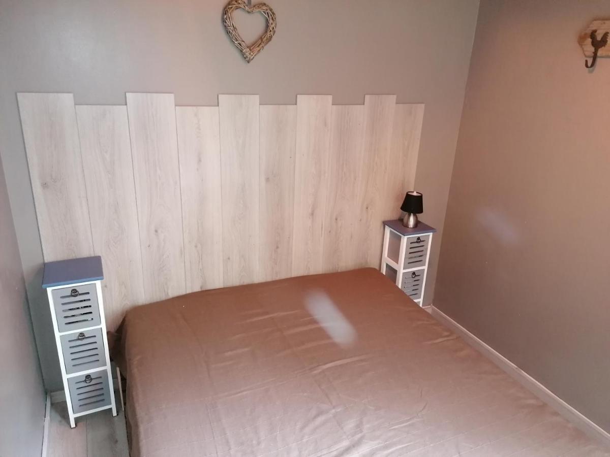 Au Repos De Zoe Villa Waulsort Ngoại thất bức ảnh